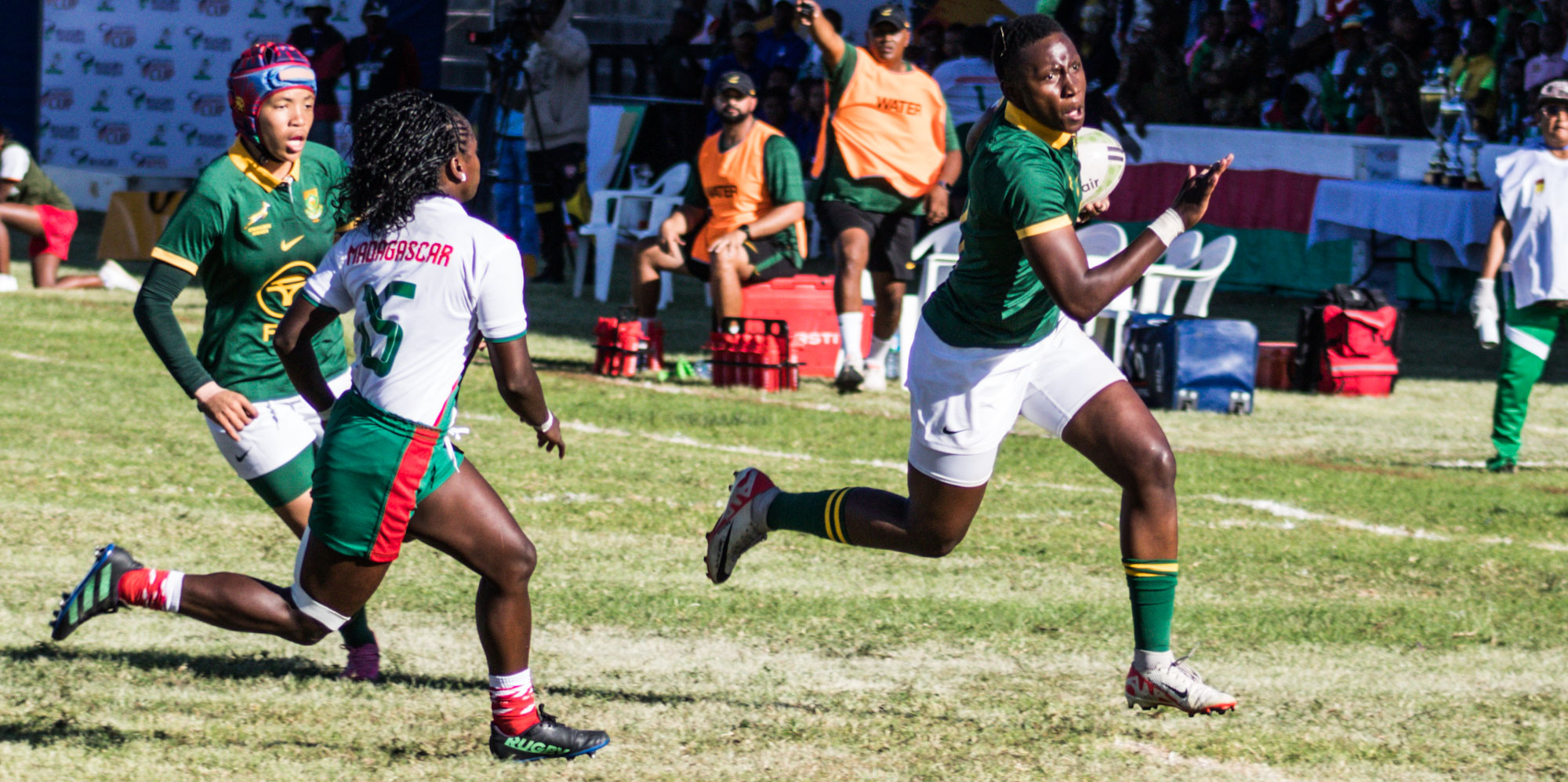Sikholiwe Mdletshe again scored two tries for South Africa.