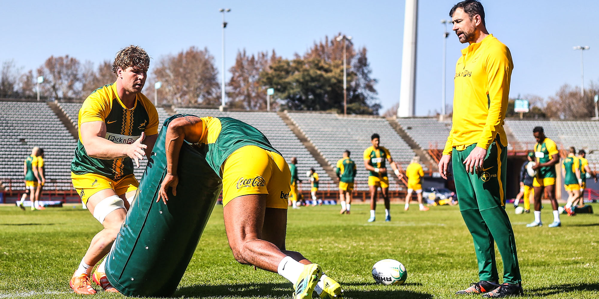 Felix Jones oversees a drill during Springbok training.